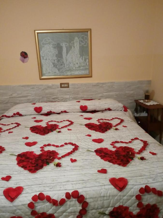 Alfi Beb Bed & Breakfast Le Torri ภายนอก รูปภาพ
